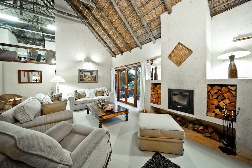 50 On Shepherd Boutique Guest House Sandton Eksteriør bilde