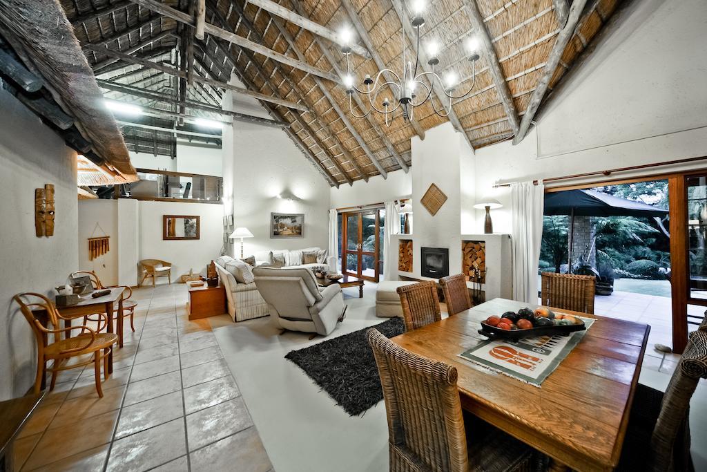 50 On Shepherd Boutique Guest House Sandton Eksteriør bilde