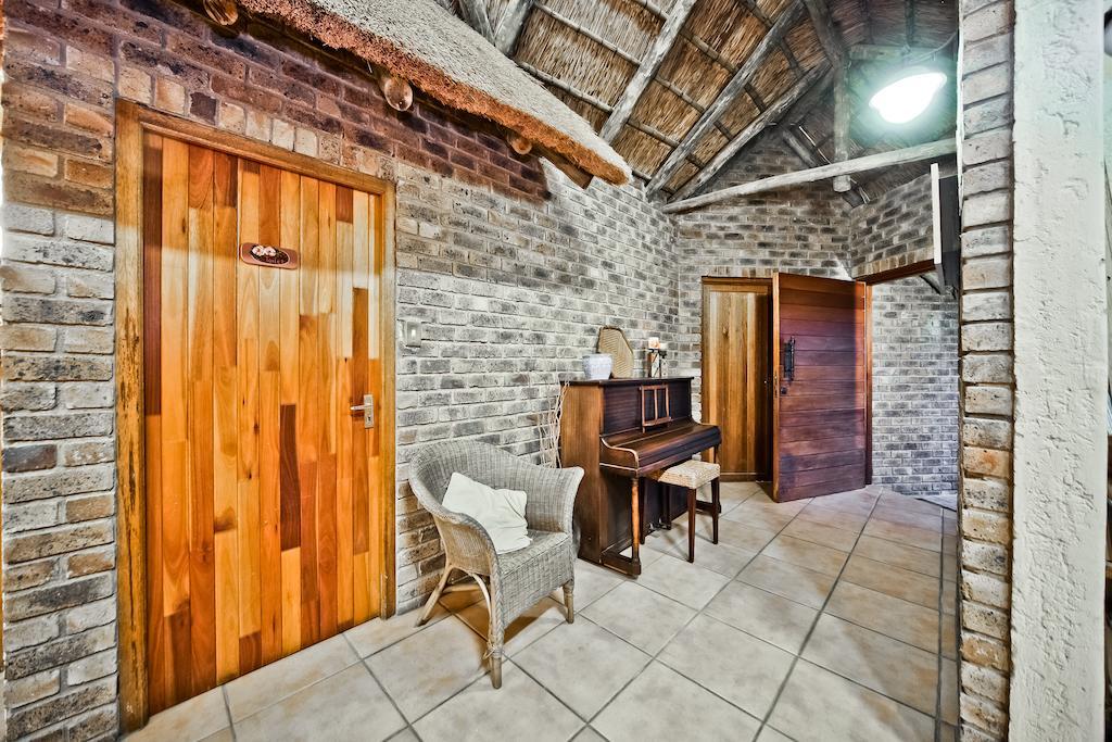 50 On Shepherd Boutique Guest House Sandton Eksteriør bilde