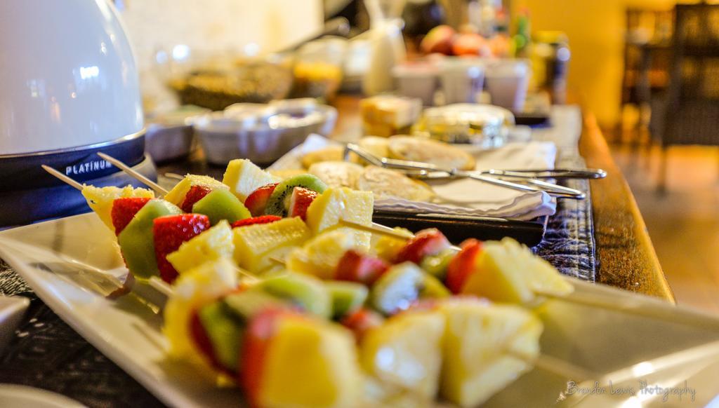 50 On Shepherd Boutique Guest House Sandton Eksteriør bilde