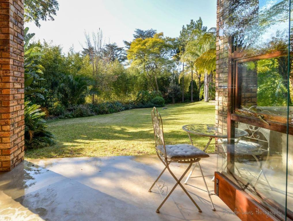 50 On Shepherd Boutique Guest House Sandton Eksteriør bilde