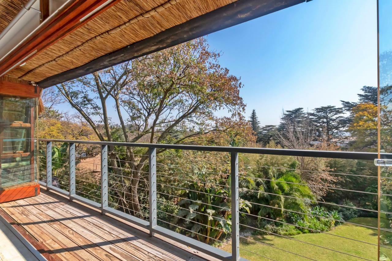 50 On Shepherd Boutique Guest House Sandton Eksteriør bilde