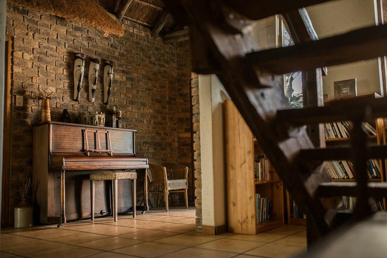 50 On Shepherd Boutique Guest House Sandton Eksteriør bilde